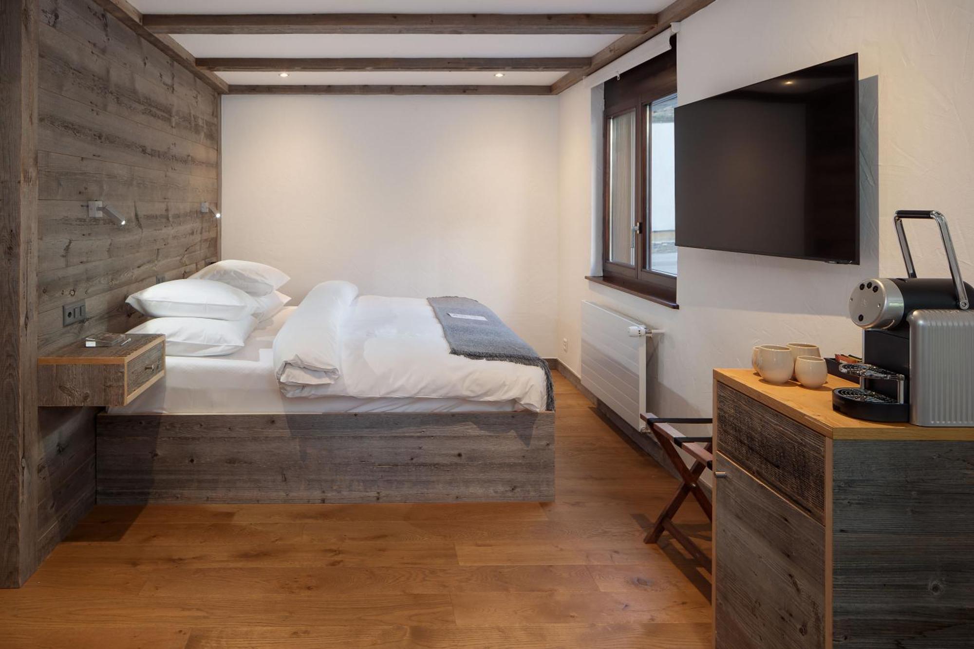 Aida Hotel & Spa - "Adults Only" Relais & Chateaux ครองส์มอนตานา ภายนอก รูปภาพ