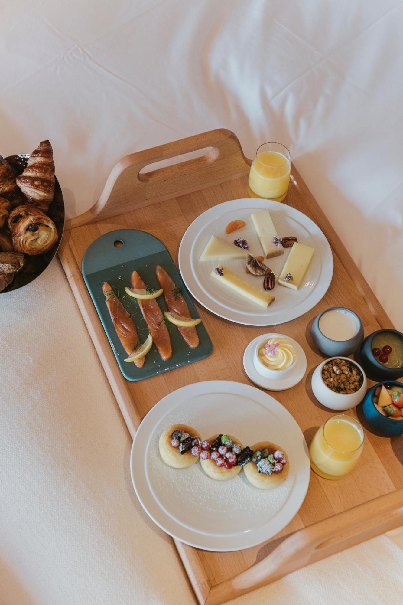 Aida Hotel & Spa - "Adults Only" Relais & Chateaux ครองส์มอนตานา ภายนอก รูปภาพ