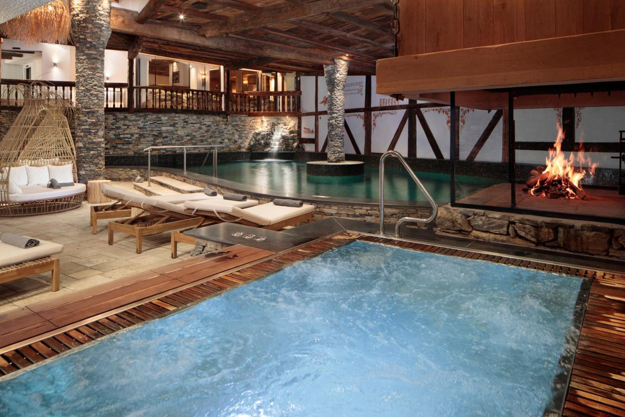Aida Hotel & Spa - "Adults Only" Relais & Chateaux ครองส์มอนตานา ภายนอก รูปภาพ